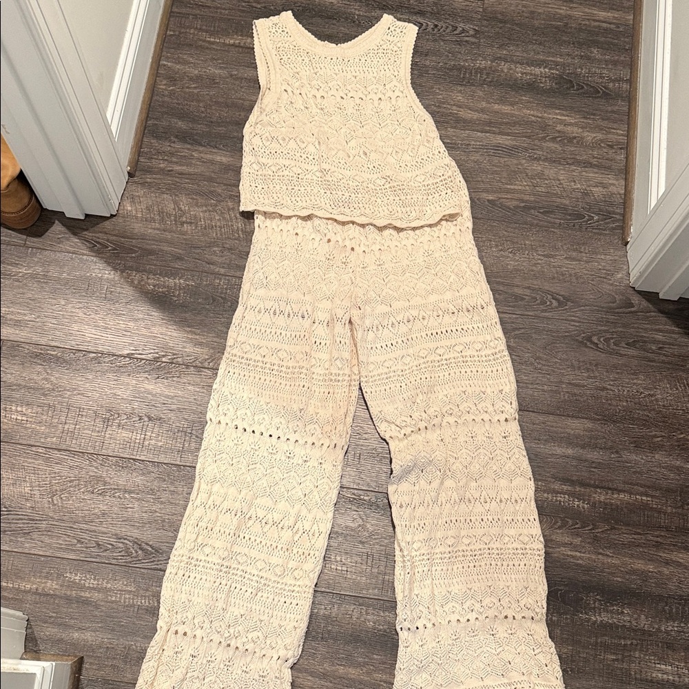 Miou Muse Crochet Set